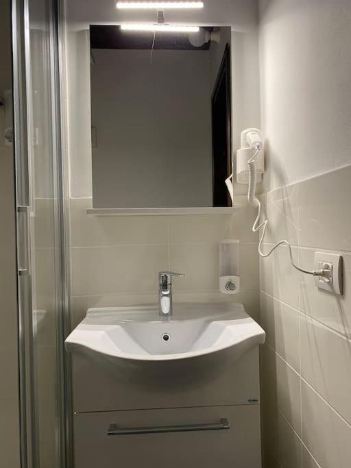 ארונה Babalu Con Vista Lago מראה חיצוני תמונה